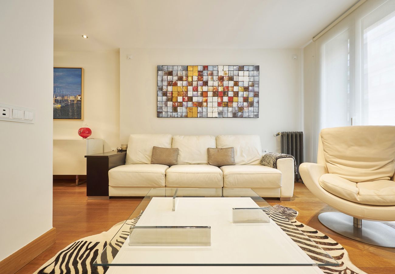 Apartment in Madrid - Goya Luxury, by Presience Rentals